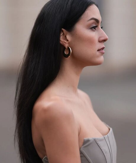 Rebecca Mir star hd gallery