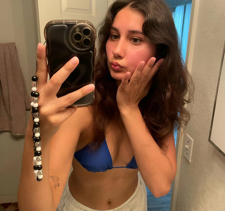 Angelic Roxy naked pornstar images