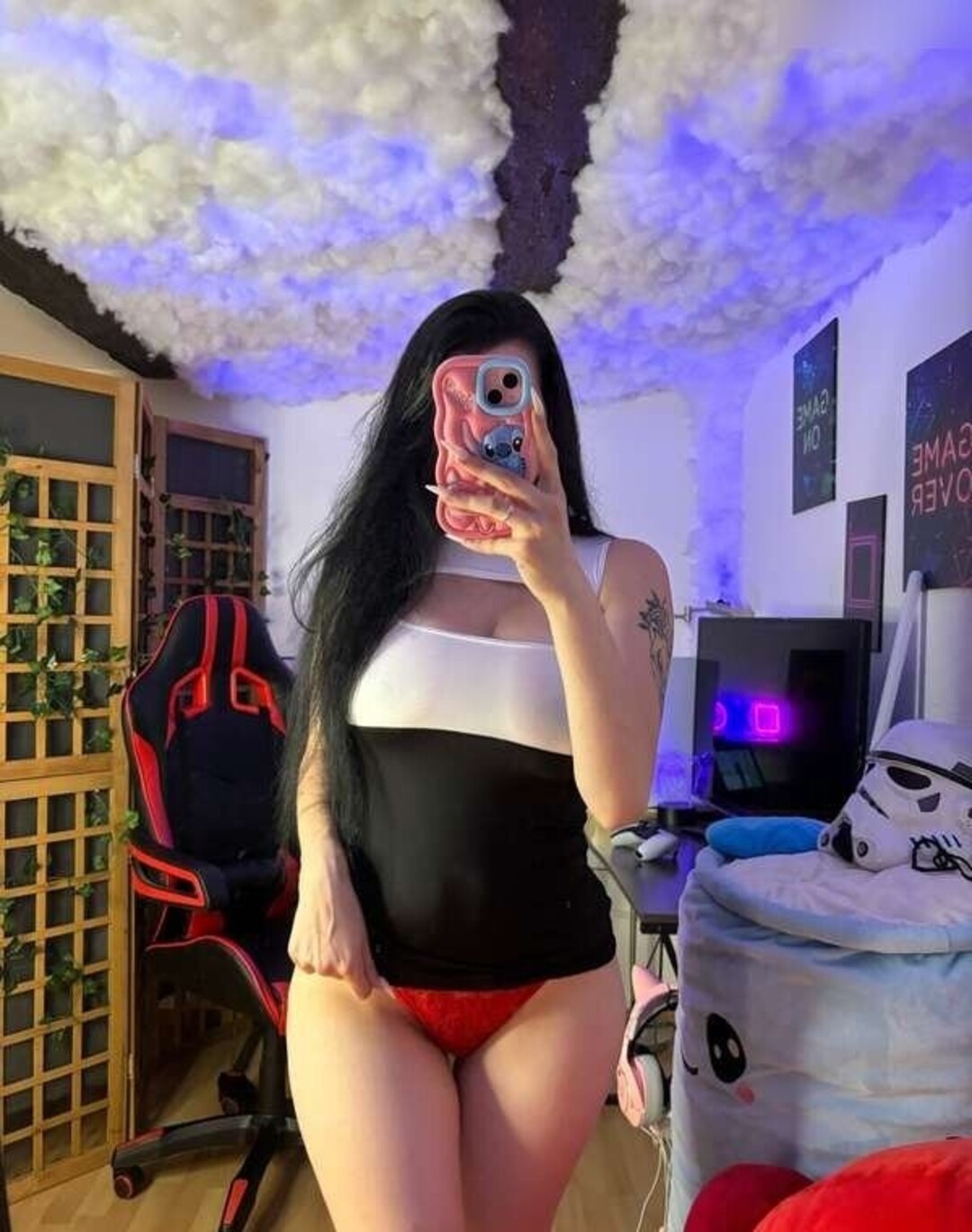 luciaaleyy star pornographic images