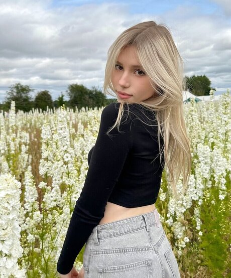 Kitty Mae pornstar image