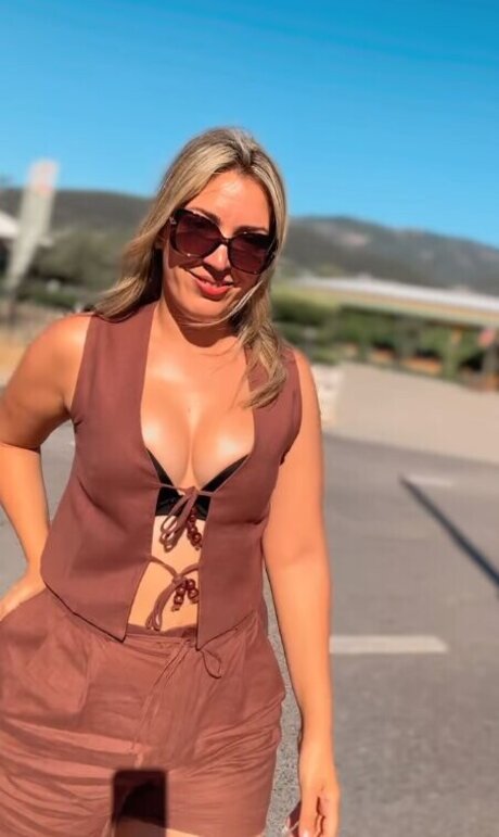 Fidan Atalay hd actress gallery