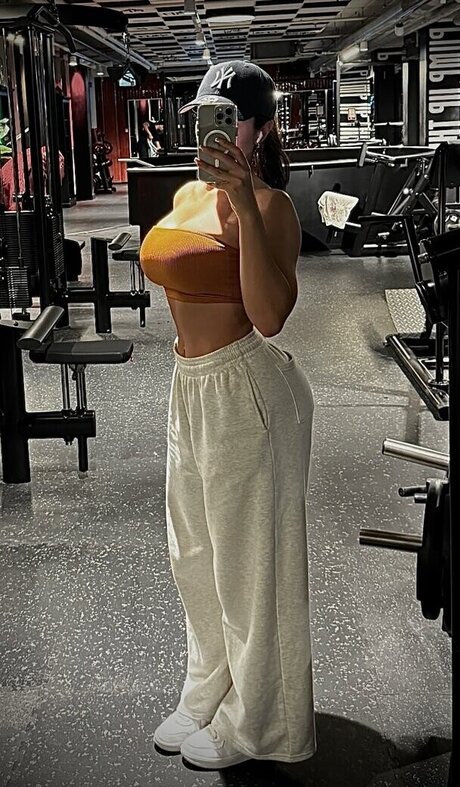 Lya Aylin adult actress pictures