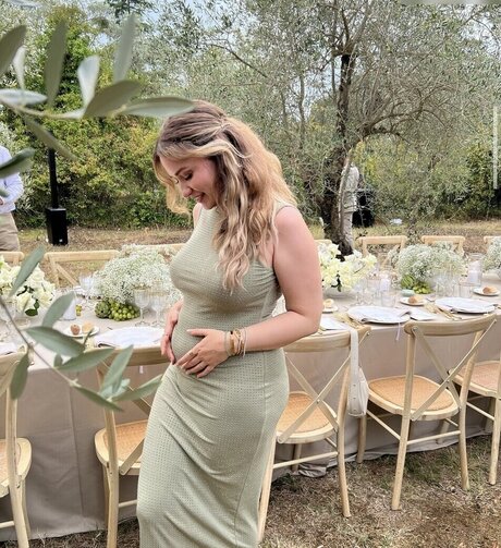 Sonny Loops xxx model pictures