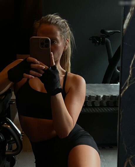 pov onlyfans pretty photo