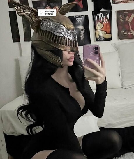 farryndoll sexy star pic