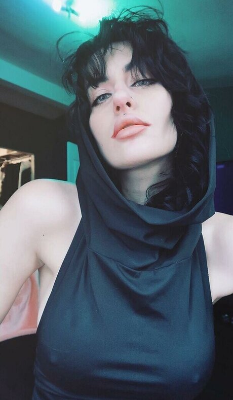 Pokket model sexy photos