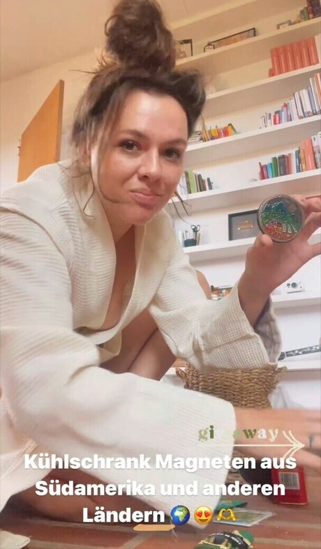 Yvonne Pferrer naked model archive