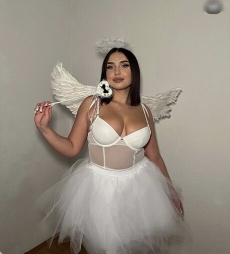 Jaseminra model beautiful galleries