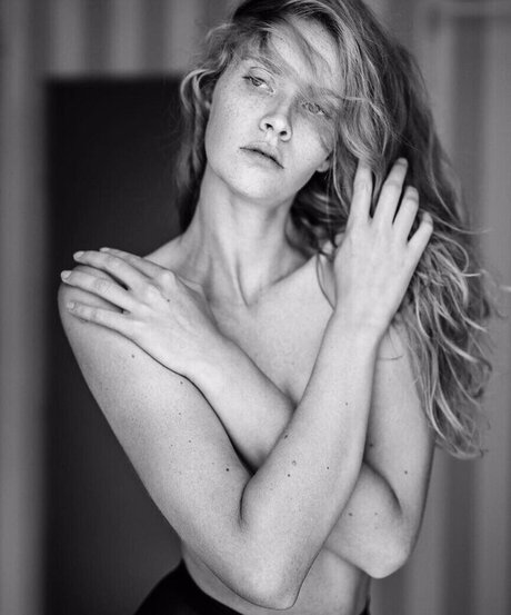 Sandra Hunke star pretty gallery