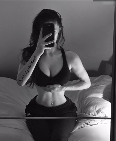 emilyvanxssa model perfect gallery