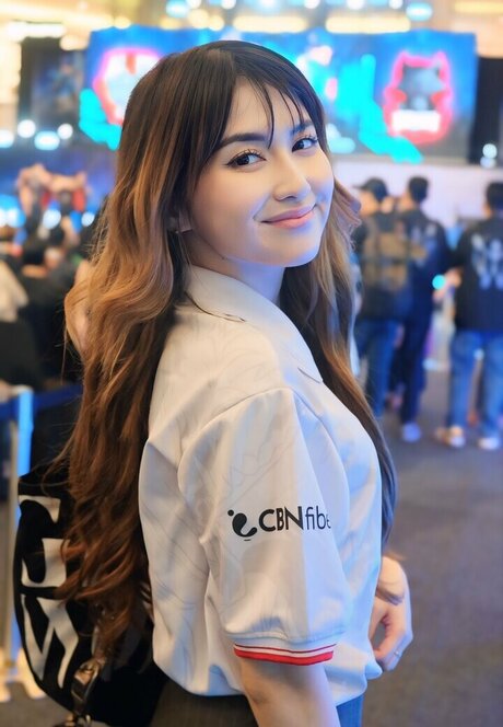 Swansage star xxx pic