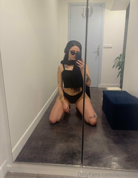 Lauraa rsi sex pornstar pic
