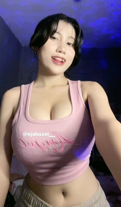 ejahazel pornographic model image