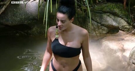 Ich bin ein Star Holt mich hier raus_ high quality pornstar picture