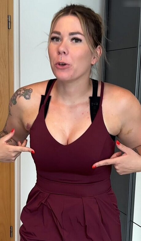 Die Meedtis model porn gallery