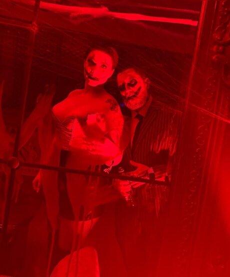 Die Meedtis erotic actress gallery