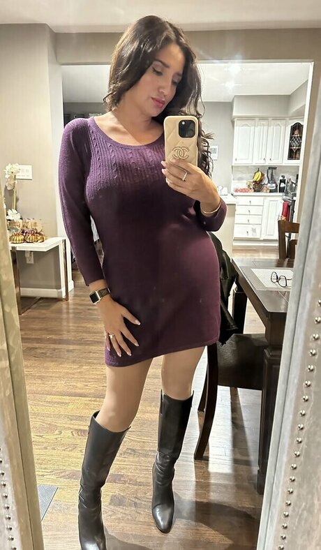 latinaseven7 pretty pornstar picture