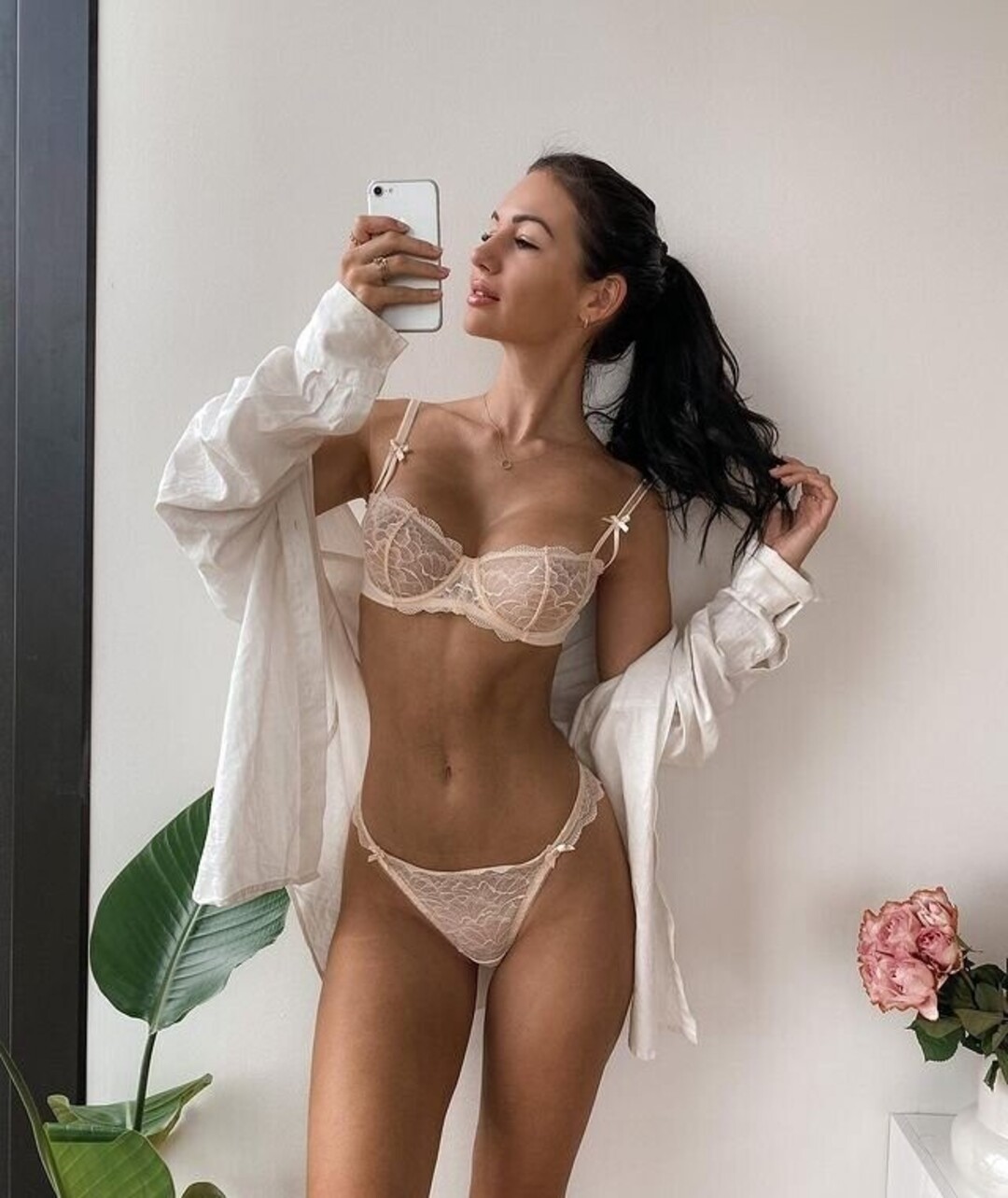 Gerid Rux nude star photos