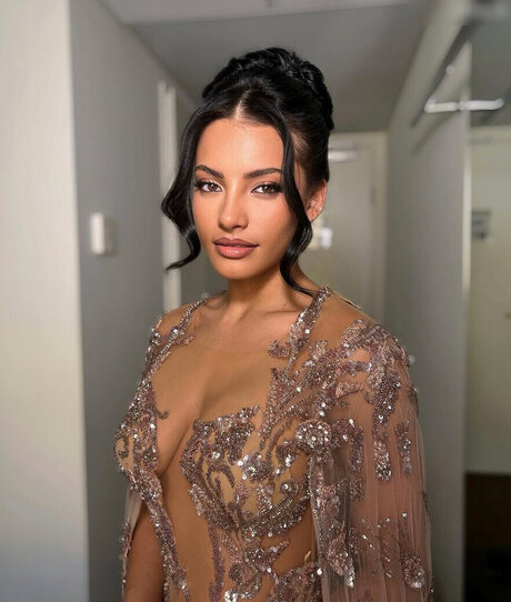 Ivana Santacruz perfect pornstar images