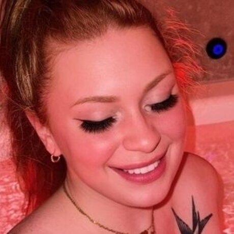 Devine kitty perfect model archive