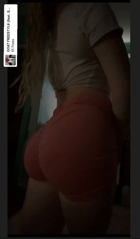 Emmy Moore model exclusive img