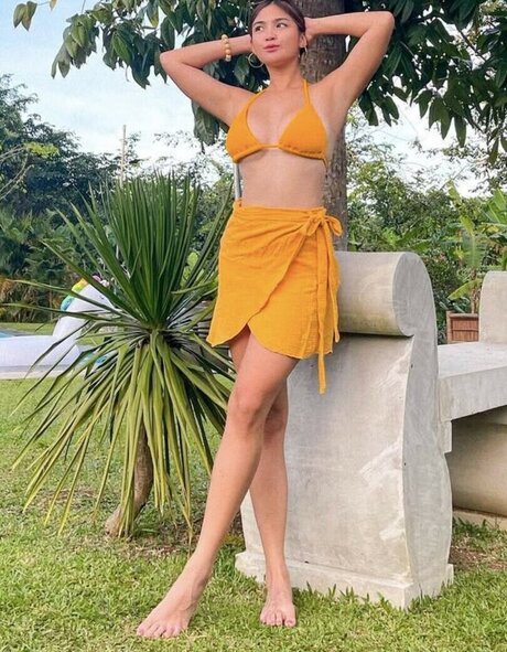 Heaven Paralejo model pornographic pic