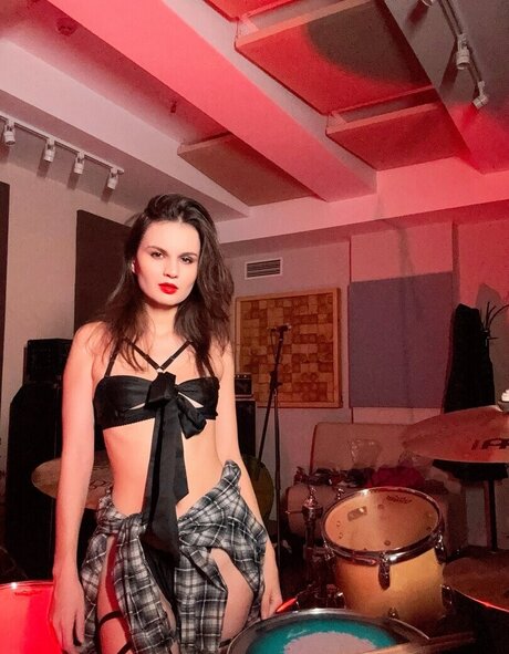 Tonya Rozatti thumbnail