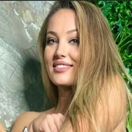 Floriane Masurelle art actress galleries