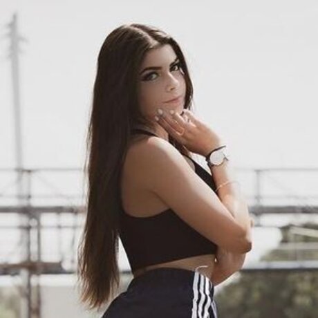 Luna0401 pornographic actress picture