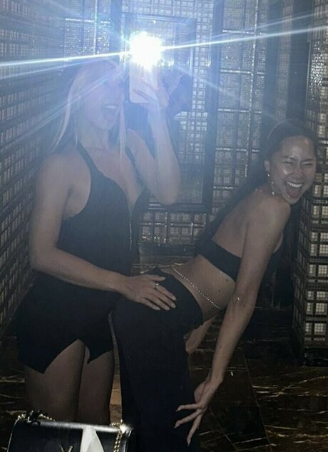 munchie michelle naked pornstar pictures