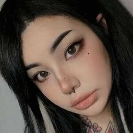 Sobaroll model exclusive pictures