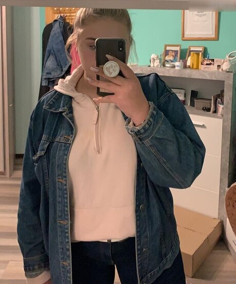 Wollnys top actress archive