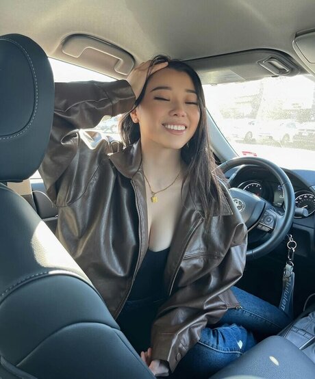 Katelyn Young exclusive actress picture