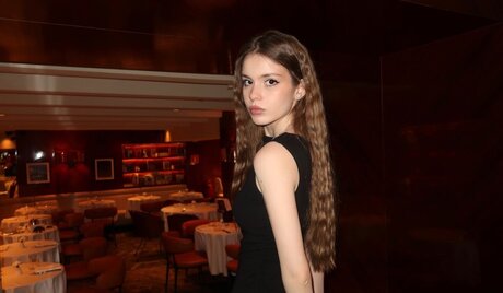 sosihue pornographic model archive