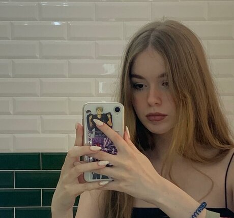 sosihue sex model pic