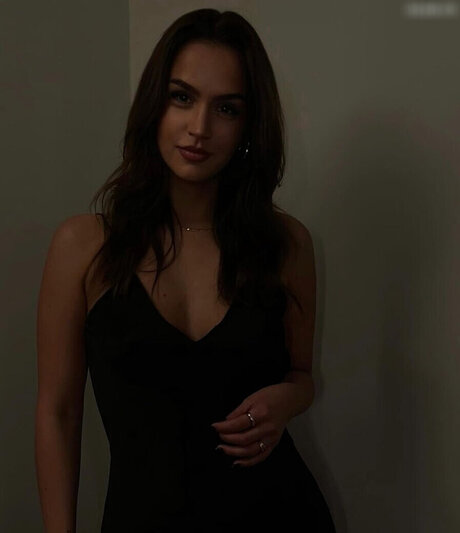 Lisa srmst model adult picture