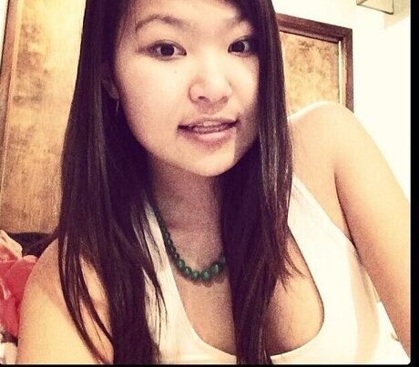 Mimee Xu pretty star image