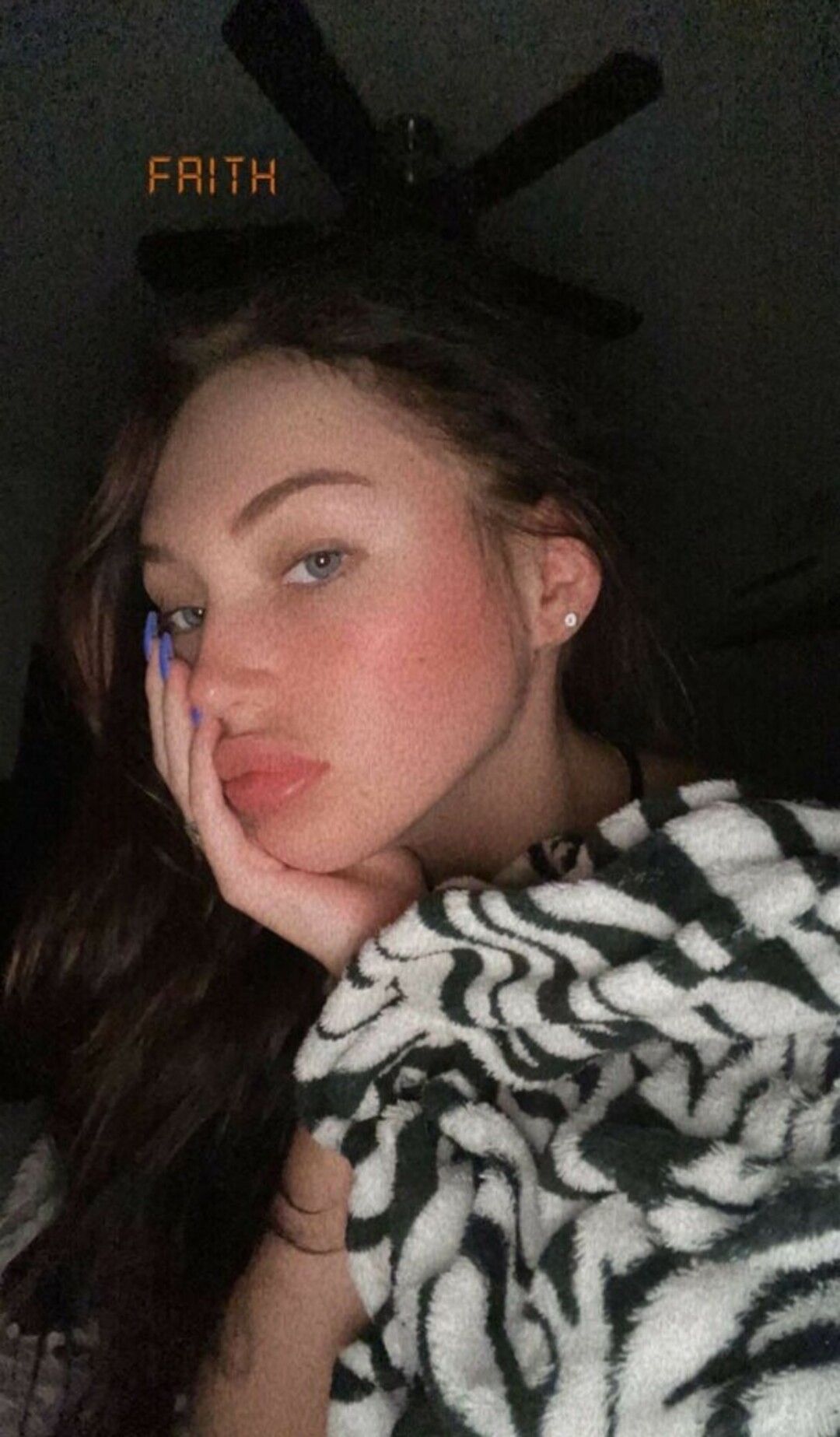 lunaxxgrace erotic model img