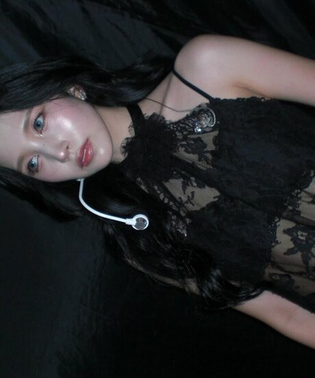 Mina Myoi model free picture