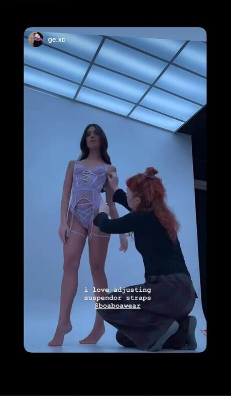 Elle Baldwinson top model pictures