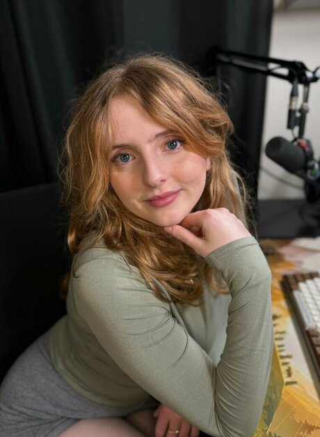 Krysttl exclusive actress archive