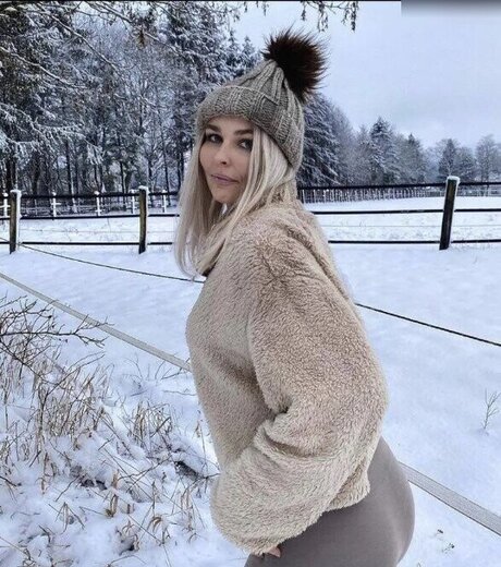 Jana Riva perfect pornstar pic