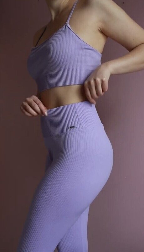 Alicia Joe sexy model picture