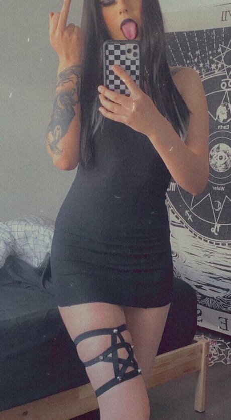 Ne0nprincess nice actress img