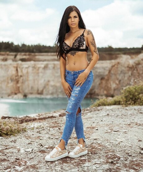 sophia allin model adult photos