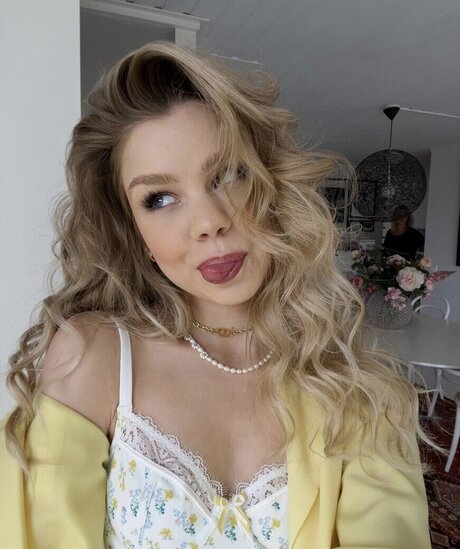 teens onlyfans naked img