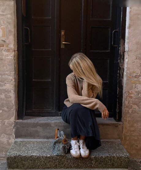 Lili Hamann naked actress pic