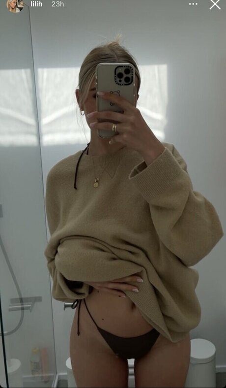 Lili Hamann art model pictures