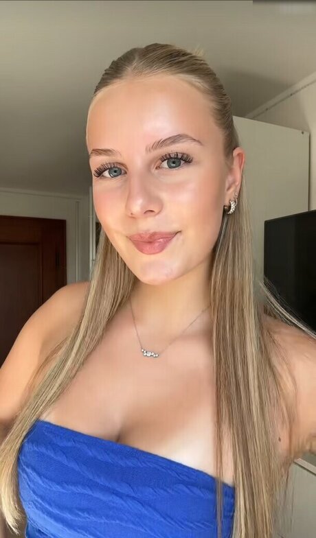 Luisa mnck perfect pornstar photo