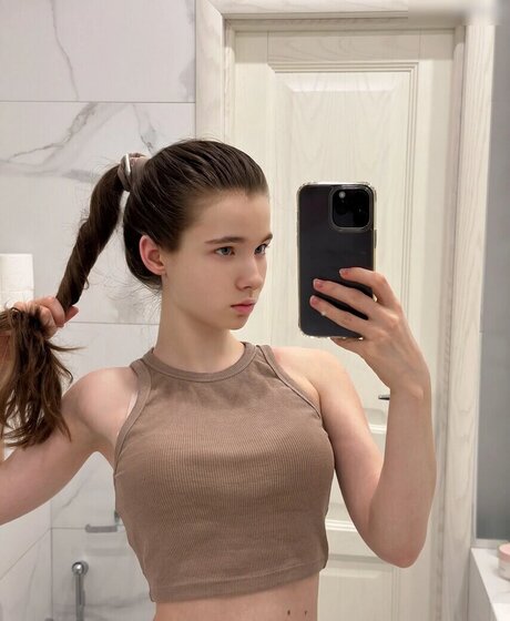 Catyfirst pretty actress gallery